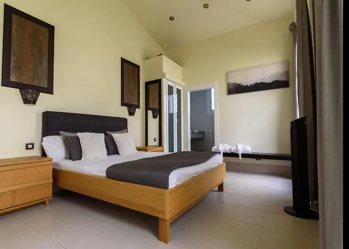 Vila Seduttori By Mz *